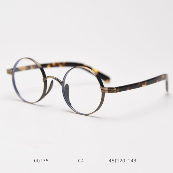 TR Optical glasses 0235 C4