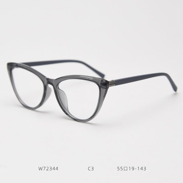 TR Optical glasses 72334 C3
