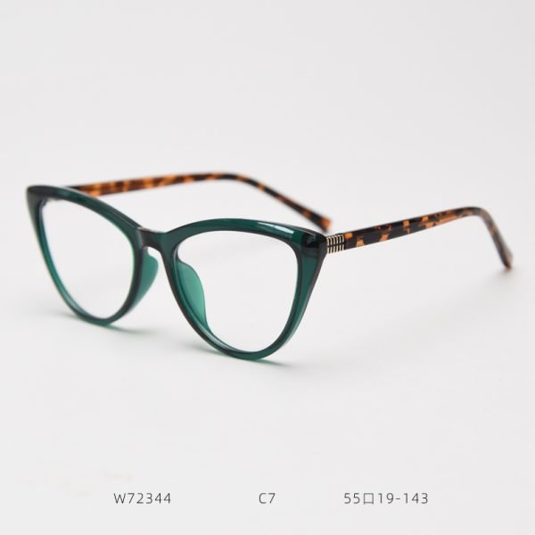 TR Optical glasses 72334 C7