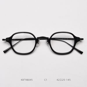 TR Optical glasses KBT98045