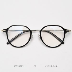 TR Optical glasses KBT98775 1