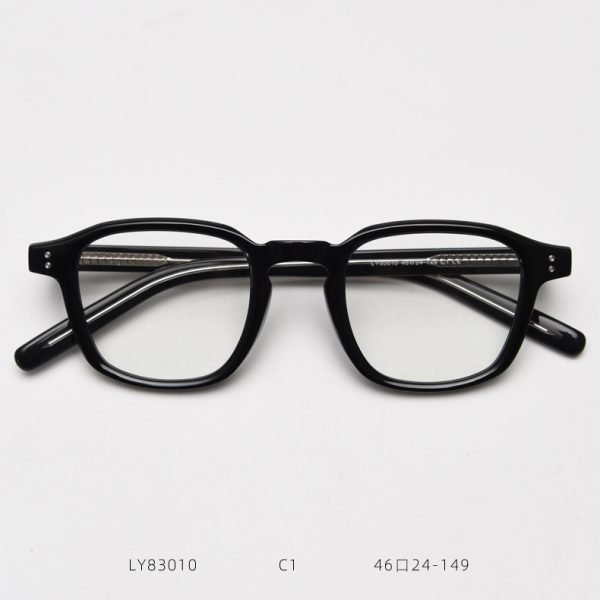 TR Optical glasses LY83010