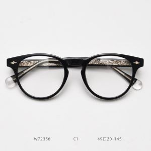 TR Optical glasses W72356
