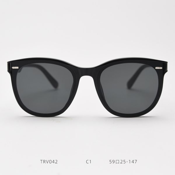 TR Sunglasses TRV042 C1