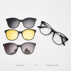 TR Sunglasses W72337