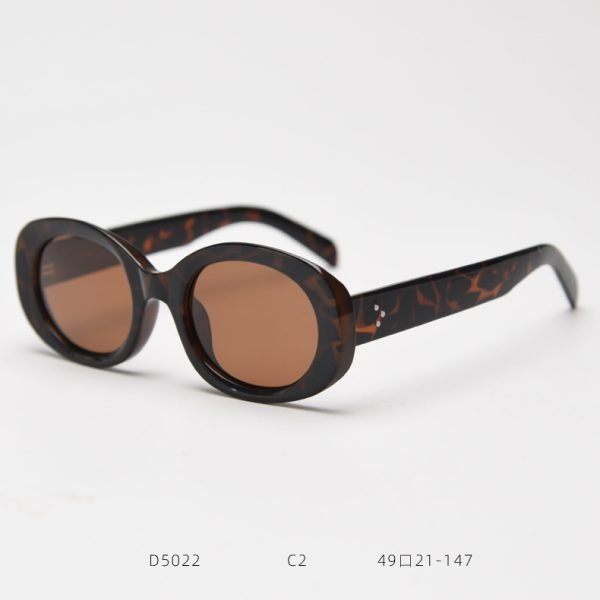 TR SUNGLASSES D5022 - Image 3