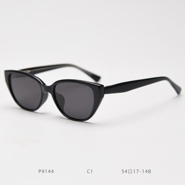 TR SUNGLASSES P9144 - Image 2