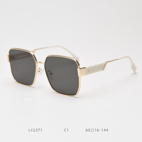 TR SUNGLASSES LY2371 - Image 2