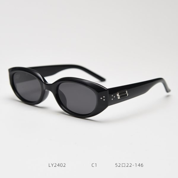 TR SUNGLASSES LY2402 - Image 2