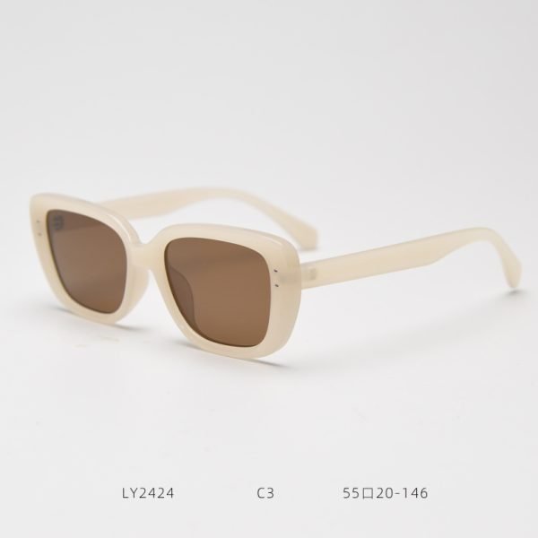 TR SUNGLASSES LY2424 - Image 4